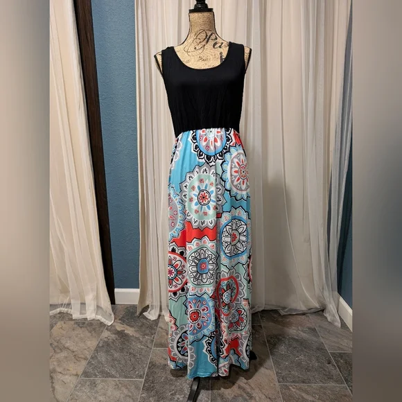 Maxi Dress - Picture 2 of 6